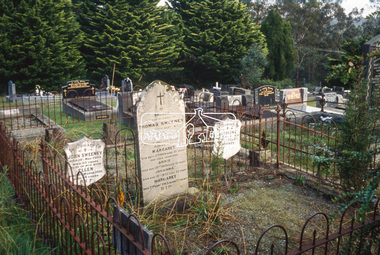 Slide - Photograph, Eltham Cemetery, Mt Pleasant Road, Eltham, 27 May 1990