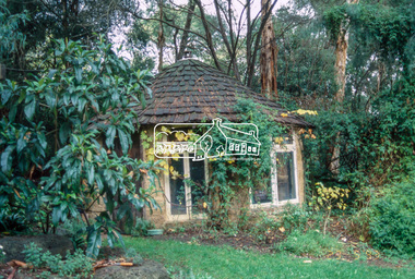 Slide - Photograph, Gordon Ford garden, "Fulling", Pitt Street, Eltham, 23 May 1993