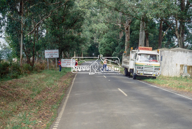 Slide - Photograph, Heidelberg-Kinglake Road, Kinglake, c.1993