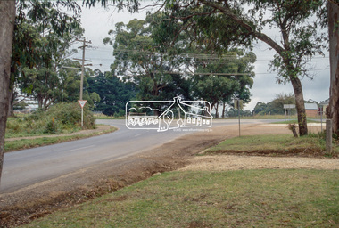 Slide - Photograph, Kinglake-Glenburn Road at Whittlesea-Kinglake Road, Kinglake, c.1993