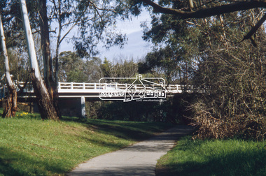 Slide - Photograph, Bridge Street Bridge, Eltham, c.Nov. 2001