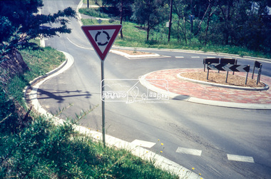 Slide - Photograph, Ryans Road, Eltham, c.1989