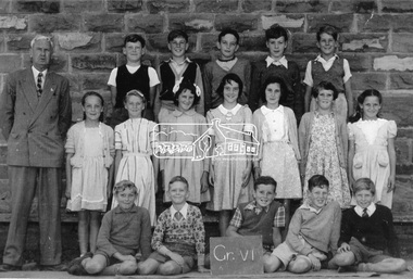 Photograph, Grade VI 1953, Eltham State School No. 209, Dalton Street, Eltham, 1953