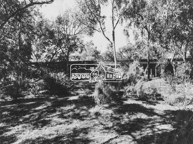 Photograph, Alistair and Margot Knox House
