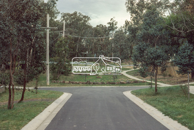 Photograph, Riversdale Avenue, Eltham North, Oct. 1980