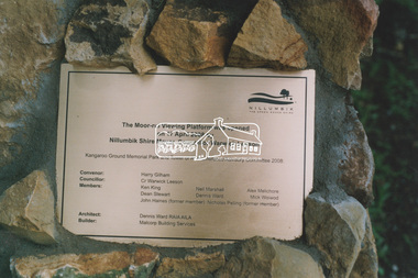 Photograph, Shire of Eltham Memorial Park, Garden Hill, Eltham-Yarra Glen Road, Kangaroo Ground, c.2008