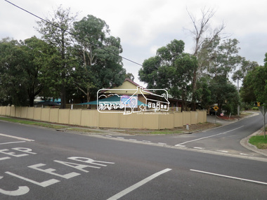 Photograph, Jim Connor, Main Road, Eltham, 14 Jan 2017
