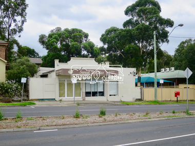Photograph, Jim Connor, Main Road, Eltham, 14 Jan 2017