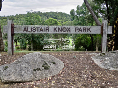 Photograph, Jim Connor, Alistair Knox Park, 14 Jan 2017