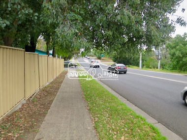Photograph, Jim Connor, Main Road, Eltham, 14 Jan 2017