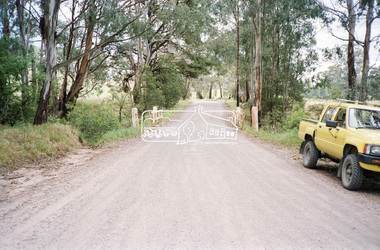 Negative - Photograph, Cottlesbridge-Strathewen Road, Strathewen, c.Nov. 1987