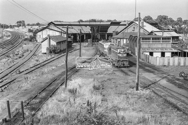 Photograph, B-class B85 and T-class T-326 diesel-electric locomotives in front of the Locomotive workshop at Seymour Railway Station, c.May 1963