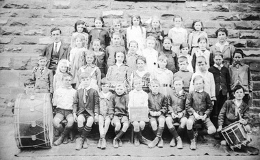 Negative - Photograph, W. Edmends, 3rd and 4th Grade, Eltham State School No. 209, 1919