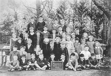 Photograph, Students, Research State School No. 2959, Research, Vic, 1942