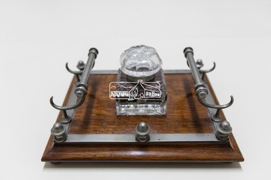 Decorative object - Inkwell, Inkwell and pen stand