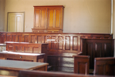 Negative - Photograph, Harry Gilham, Interior, Eltham Courthouse, 730 Main Road, Eltham, Sep 2004