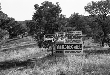 Negative - Photograph, Shire of Eltham, Eltham Meadows Estate, Zig Zag Road subdivision, Jan. 1980