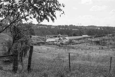 Negative - Photograph, Shire of Eltham, Eltham Meadows Estate, Zig Zag Road subdivision, Jan. 1980