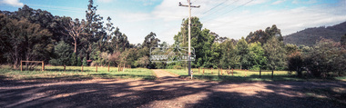 Negative - Photograph, Unidentified rural property, Eltham district, c.1985