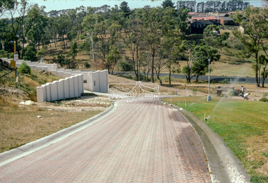 Slide - Photograph, Lomic Court, Templestowe, c.Mar. 1985