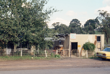 Slide - Photograph, Panton Hill Fencing, Panton Hill, c.May 1988