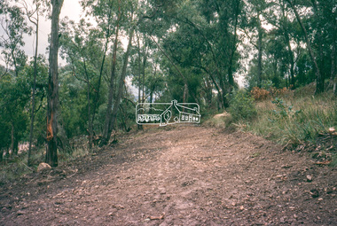Slide - Photograph, Unidentified rural scene, possibly Research / Kangaroo Ground district, c.May 1988