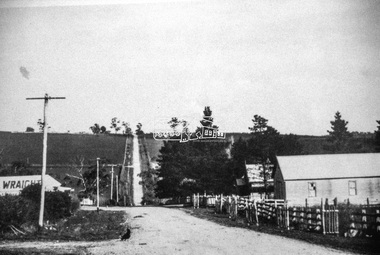 Slide - Photograph, Eltham-Yarra Glen Road, Kangaroo Ground c.1910, c.Aug. 1990