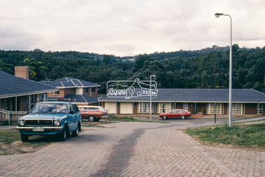 Slide - Photograph, Unidentified location, Eltham district, c.Aug. 1990