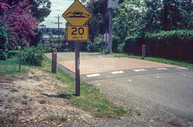 Slide - Photograph, Unidentified location, Eltham district, c.1992
