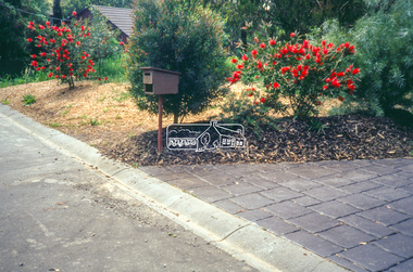 Slide - Photograph, Unidentified location, Eltham district, c.1992