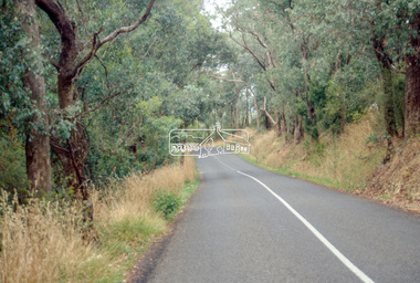 Slide - Photograph, Unidentified location, Eltham district, 1993