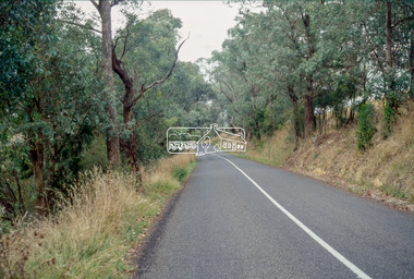 Slide - Photograph, Unidentified location, Eltham district, 1993