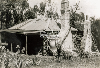 Photograph - Black and White Print, Old settler's cottage, Floods Lane, North Warrandyte, c.1935