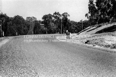 Photograph - Black and White Print, Mount Pleasant Road near Sweeneys Lane, Eltham, c. Sep. 1966