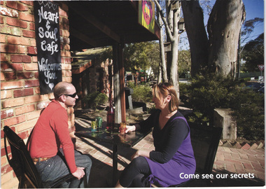 Postcard - Photograph, Nillumbik Tourism Association, Come see our secrets: Hurtsbridge, c.2010