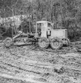 Album - Photograph, J.A. McDonald, Eltham-Yarra Glen Road, 3 Aug. 1956