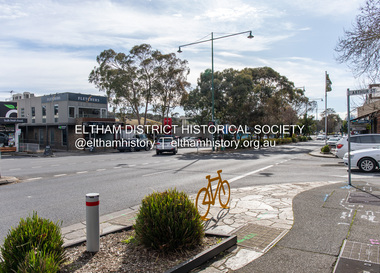 Photograph, Peter Pidgeon, Main Road, Eltham, 2 Aug. 2022