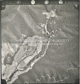 Photograph - Aerial Photograph, St Andrews North, Ninks Rd, and main Heidelberg - Kinglake Road, 13 Jan. 1968
