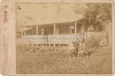 Photograph, T. Wood, Unidentified family, c.1895