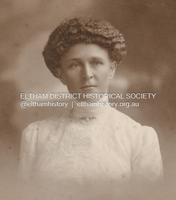 Photograph, Burlington Studio, Caroline (Carrie) Shillinglaw, c.1905