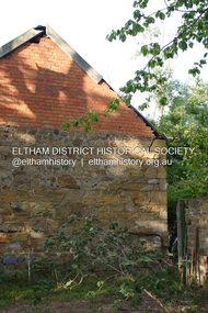 Photograph - Digital Photograph, Alan King, The barn at Culla Hill, Sweeneys Lane, Eltham, 30 January 2008