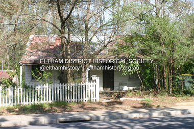 Photograph - Digital Photograph, Alan King, Jarrold Cottage, 701 Main Road, Eltham, 29 January 2008