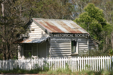 Photograph - Digital Photograph, Alan King, Former bootmaker's shop, Main Road Eltham, 29 January 2008