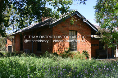 Photograph - Digital Photograph, Alan King, Former Police Residence, 728 Main Road, Eltham, 28 December 2007