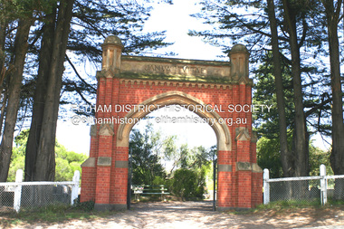 Photograph - Digital Photograph, Alan King, Memorial Arch Gateway, Nillumbik Cemetery, Diamond Creek, 23 January 2008