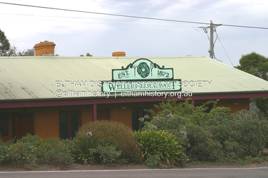 Photograph - Digital Photograph, Alan King, Wellers Restaurant, 150 Eltham-Yarra Glen Road, Kangaroo Ground, 23 January 2008