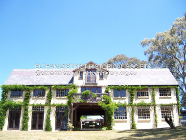 Photograph - Digital Photograph, Marguerite Marshall, Jelbart Barn, 93 Arthur Street, Eltham, 11 November 2006