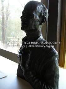 Photograph, Fay Bridge, Bronze bust of George Dreyfus, composer, by Matcham Skipper, Eltham Community and Reception  Centre, 12 November 2018