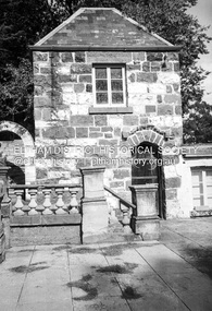 Photograph (Item) - Print, Elizabeth Simkin, Untitled (Montsalvat), 1988