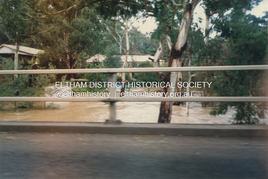 Photograph, Graeme Hardiman, Diamond Creek in flood, Antoinette Boulevard, Eltham, 6 June 1989